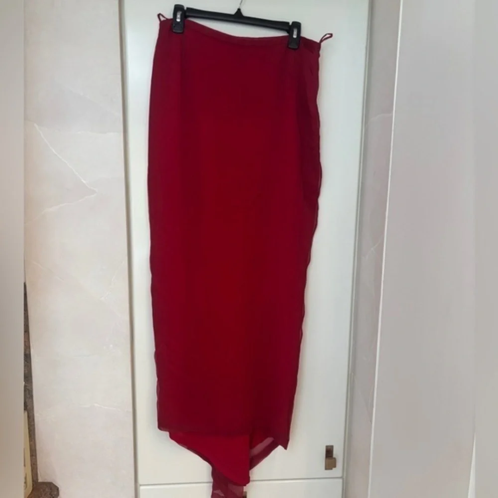 Elegant Red Women's Skirt Silk Chiffon Size Large
